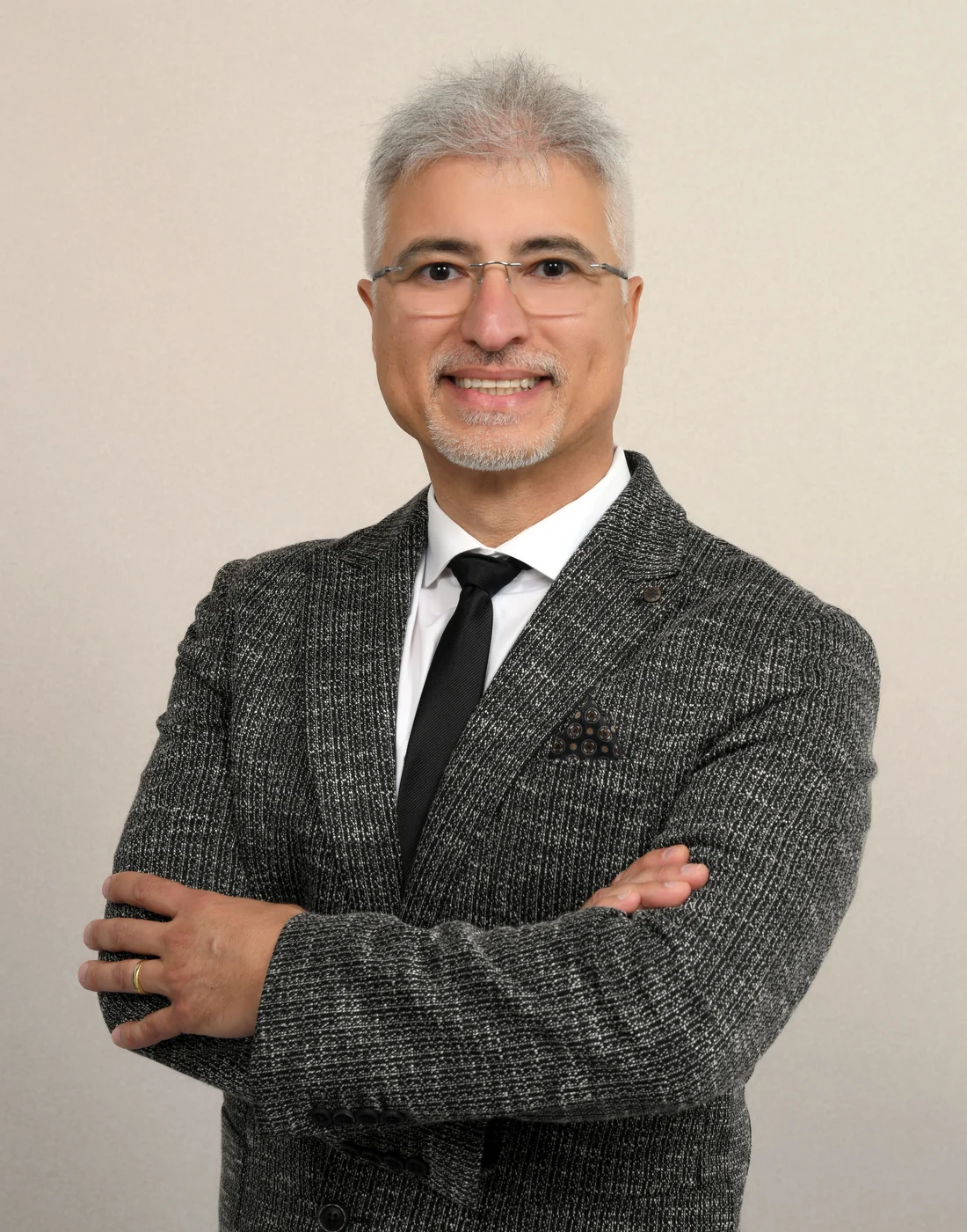 Melih Cakmak Golden
